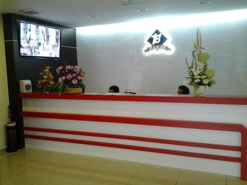 Hotel 18 Carat Малакка Экстерьер фото